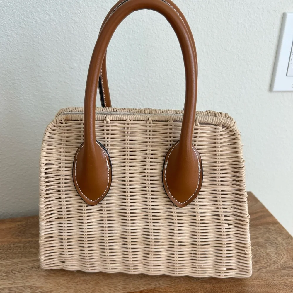 Zara Woven Handbag - Picture 2 of 7